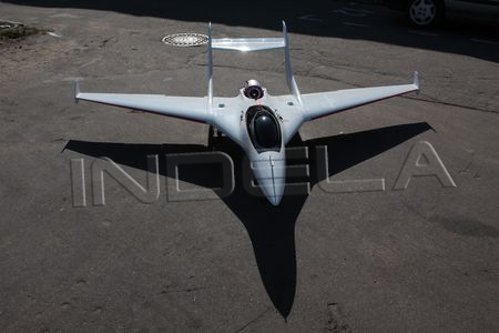 Airborne target robotic complex STRELA