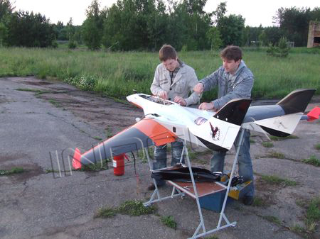 Airborne target robotic complex STRELA